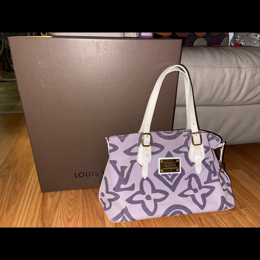 Louis Vuitton Tahitienne purse